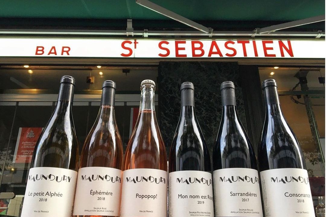 Fresh wine bottles lesaintsebastian_naturalwinebar_paris
