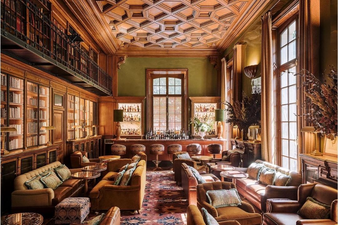 The Library Bar librarybar_sanitjameshotel_hiddenbar_paris