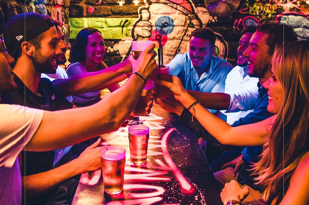 FAT FAT_bar_paris