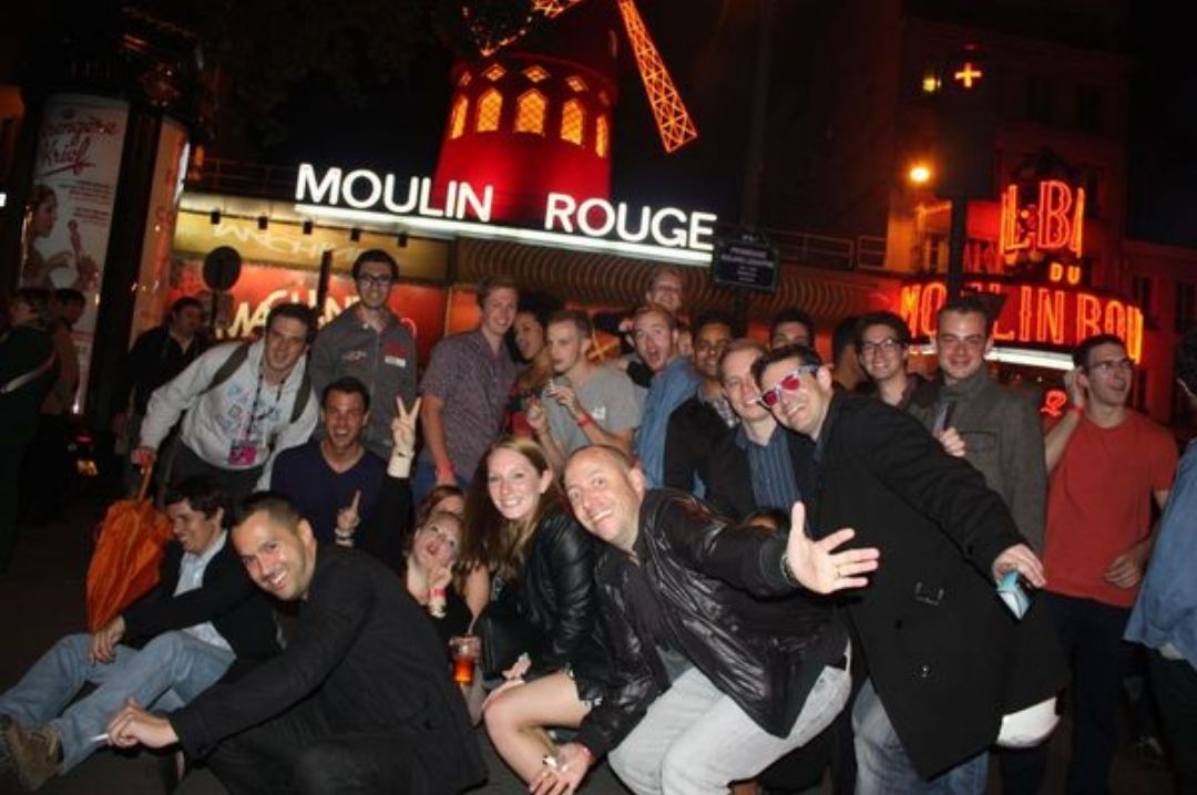 Paris Bar Crawl at Moulin Rouge paris_bar_crawl