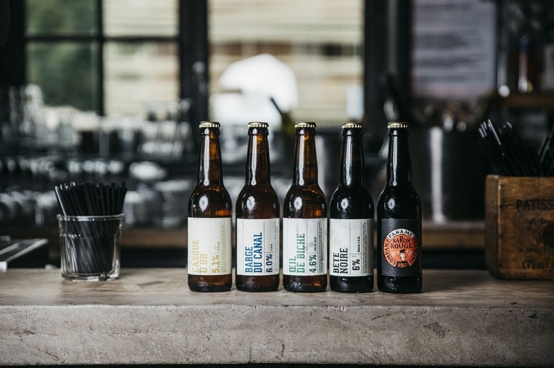 Paname Brewing Company's Range barge du canal